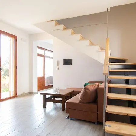 Yellow House-villetta Con Giardino Oristano