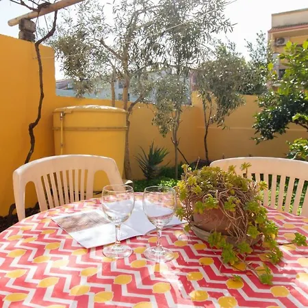 Yellow House-villetta Con Giardino *