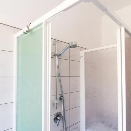 Yellow House-villetta Con Giardino Apartment Oristano