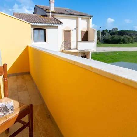 Yellow House-villetta Con Giardino